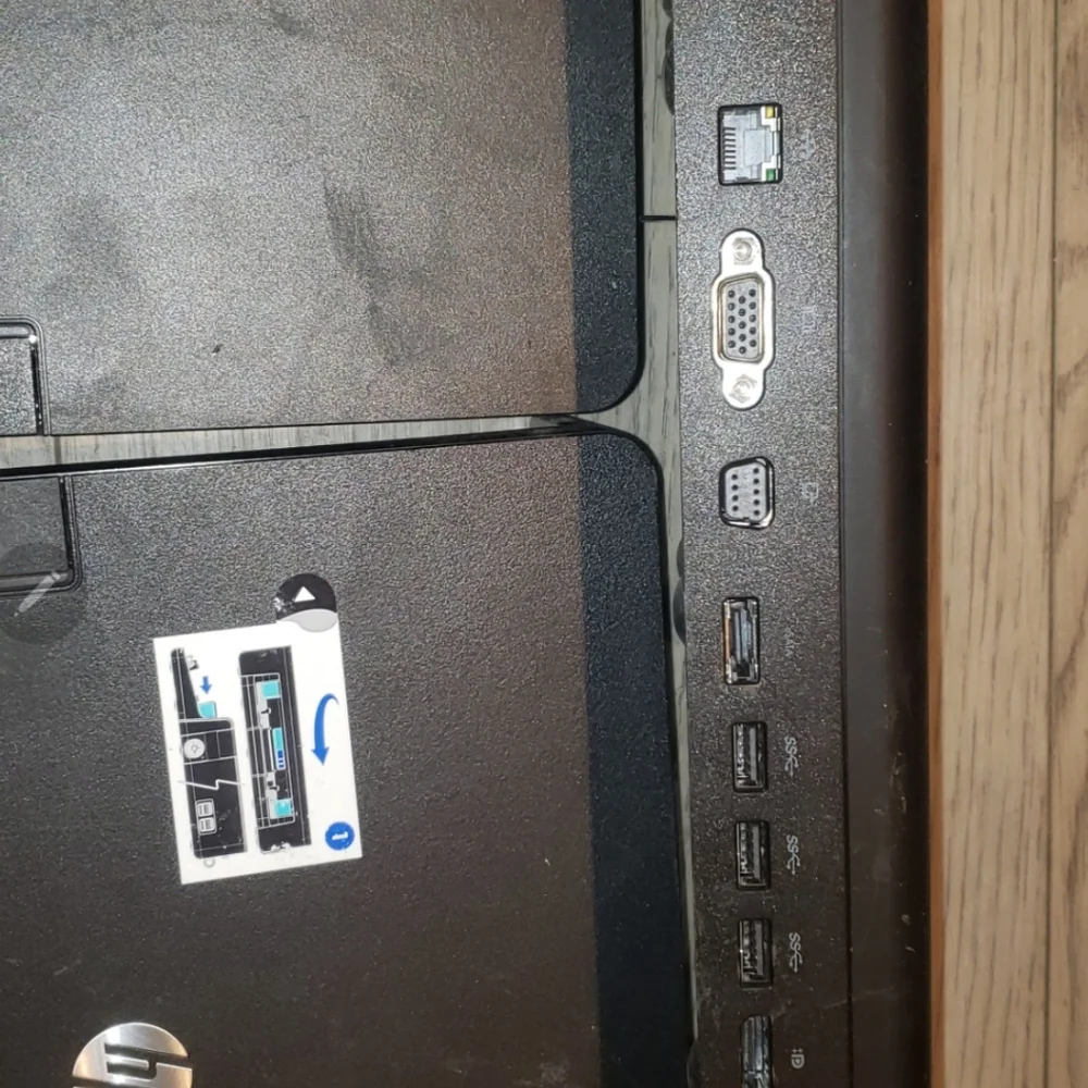 6 HP advanced docking stations lot